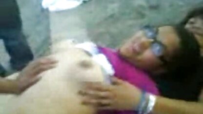 बाइकर झरना निटेम हावी है और वीडियो सेक्सी हिंदी मूवी कुकान में एक योनि डाल