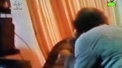लड़कियों को चार साल के एक मुर्गी पार्टी के छात्रों का आयोजन किया सेक्सी हिंदी सेक्सी मूवी